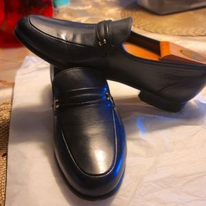 Mens shoes